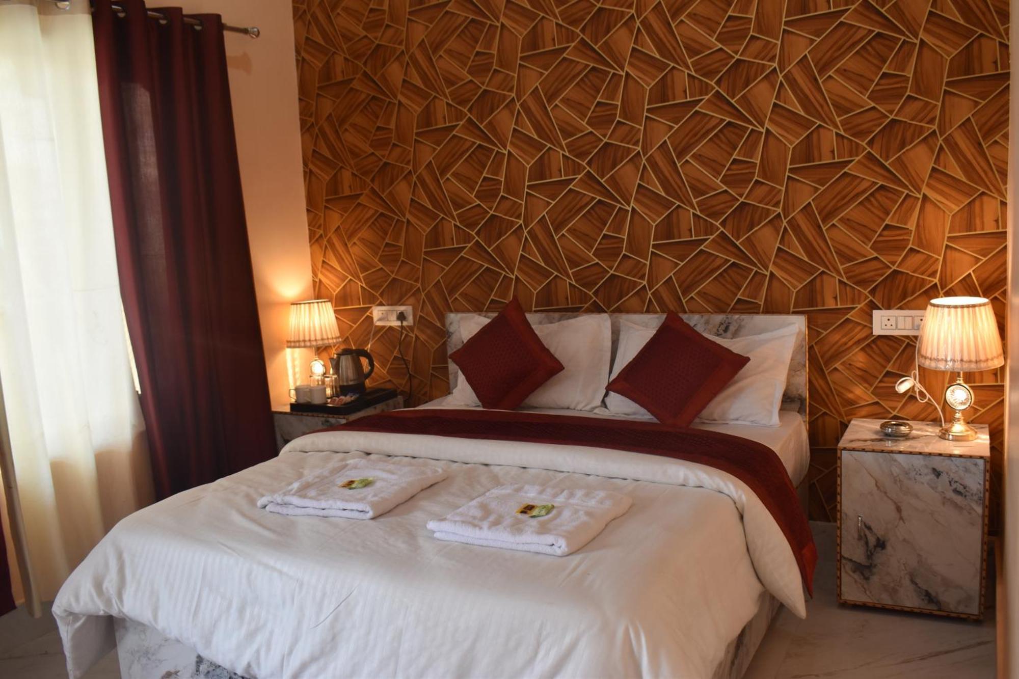 Shri Krishna Farms& Resorts Barkot Dış mekan fotoğraf